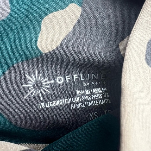 Offline by Aerie Real Me Hi-Rise 7/8 Leggings in Green Camo Size XSmall NWT - Picture 5 of 5